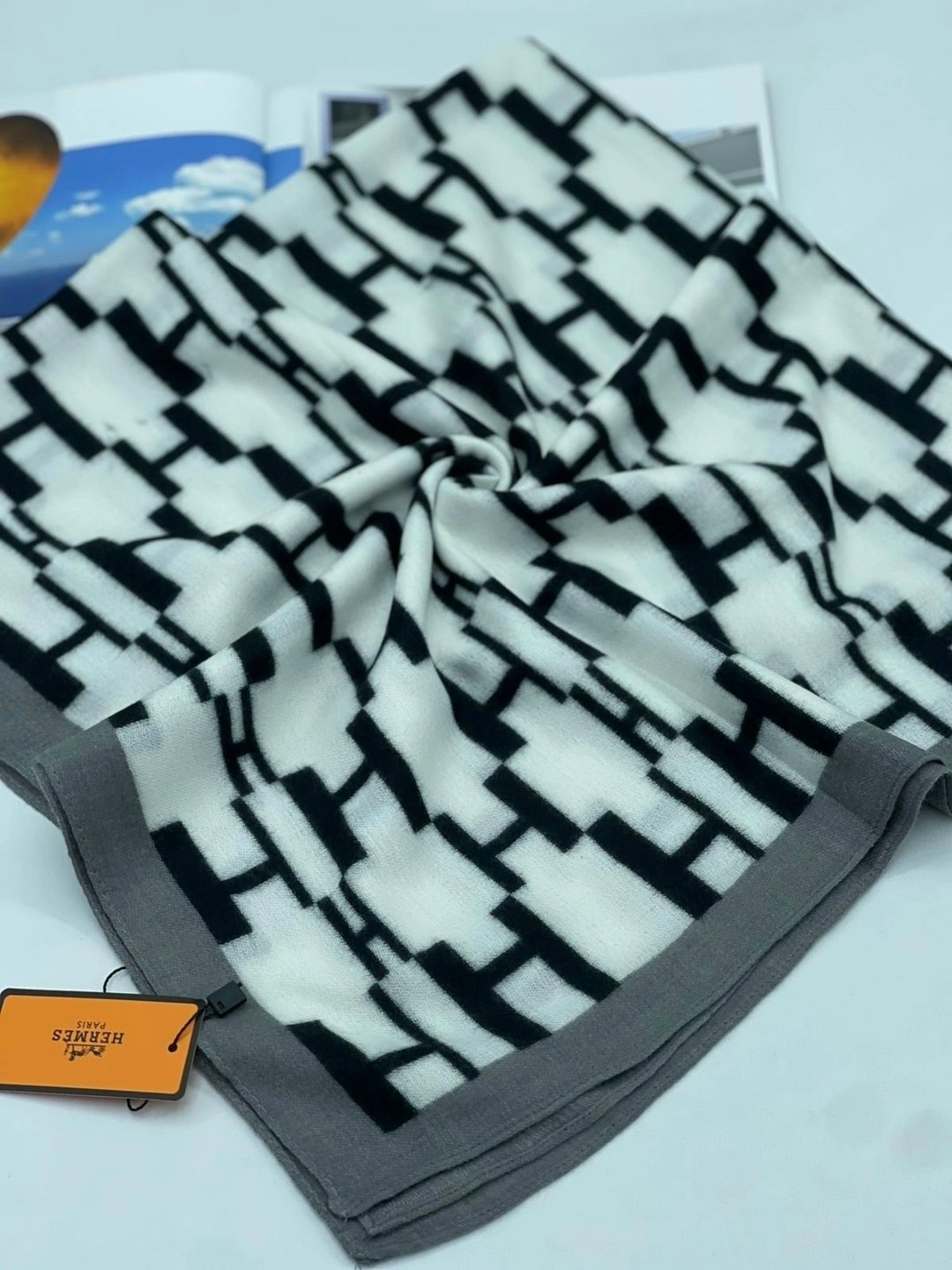 брендовый платок,шарфы и платки,брендовый платок hermes,шарф женские,брендовые платки