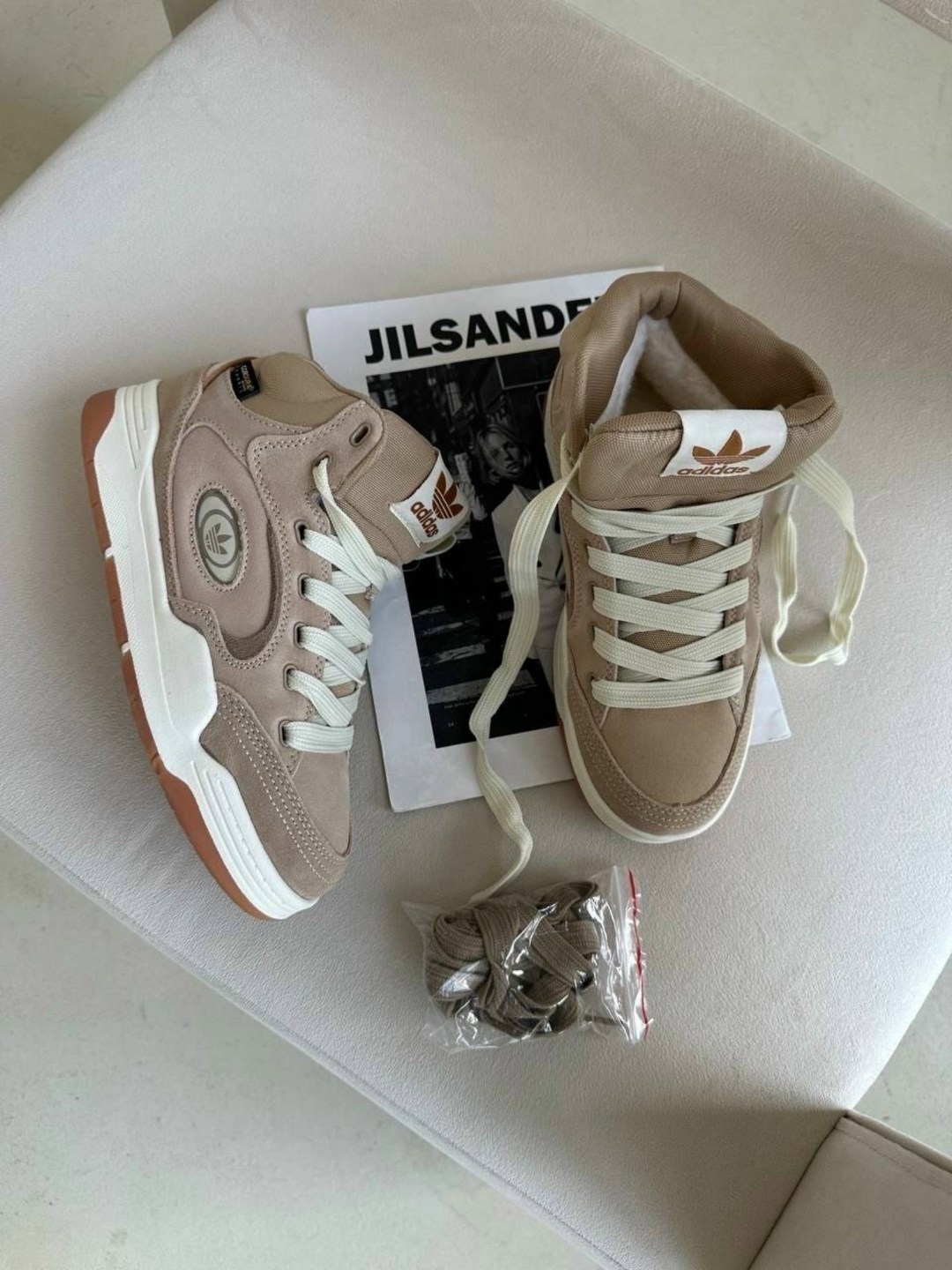 ,кроссовки женскиe,бежевые кроссовки,кроссовки эко,стильные кроссовки