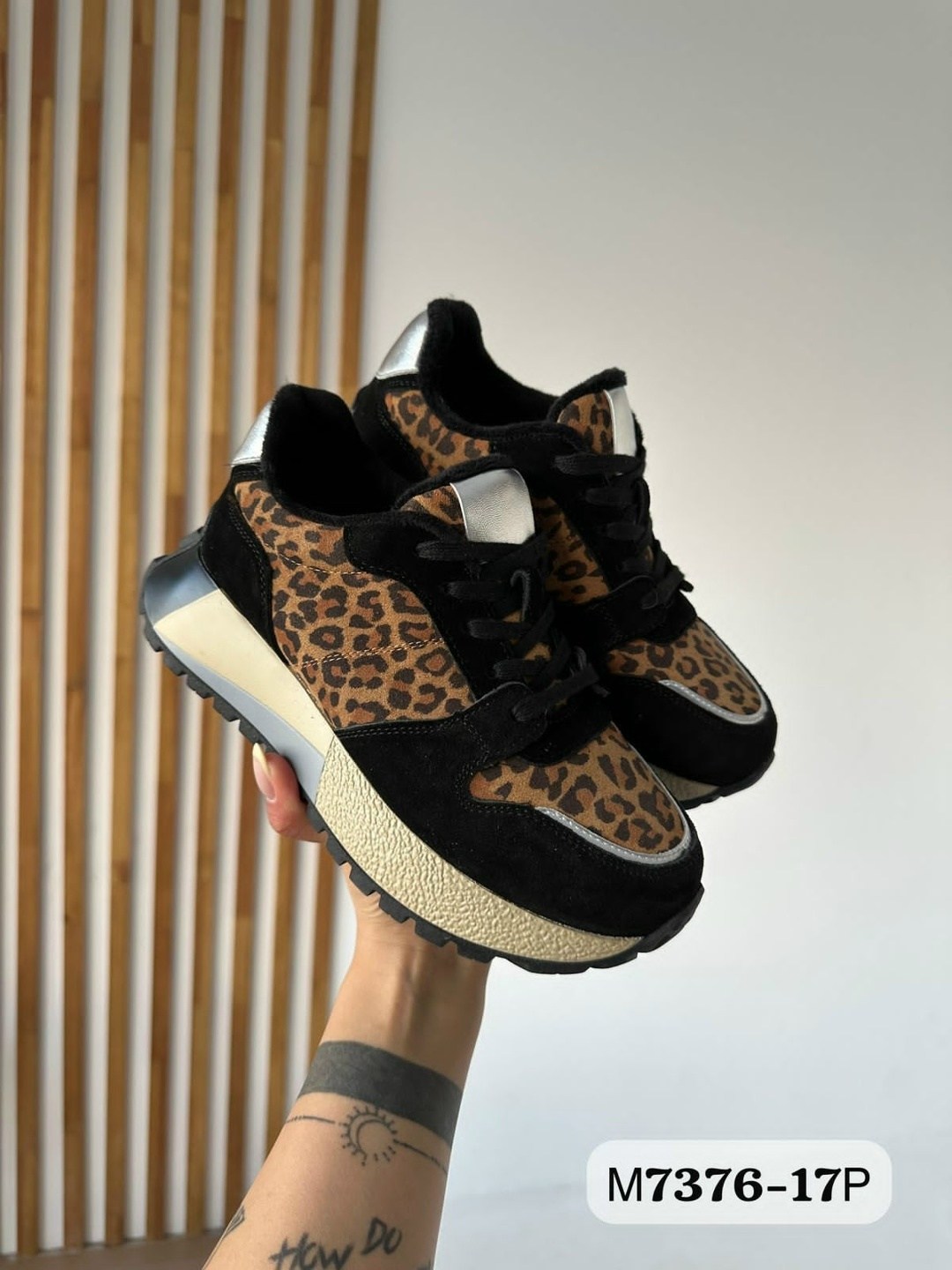 ,кроссовки женскиe,спортивная ,бежевые кроссовки,повседневные кроссовки