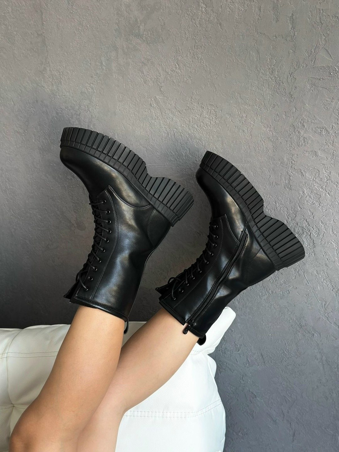 женские ботинки,,модные ботинки,ботинки женские черные, женская