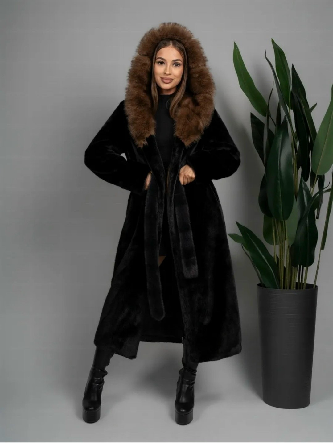 шуба под норку,шуба женская,норковая шуба с капюшоном,черная норковая шуба,шуба норковая