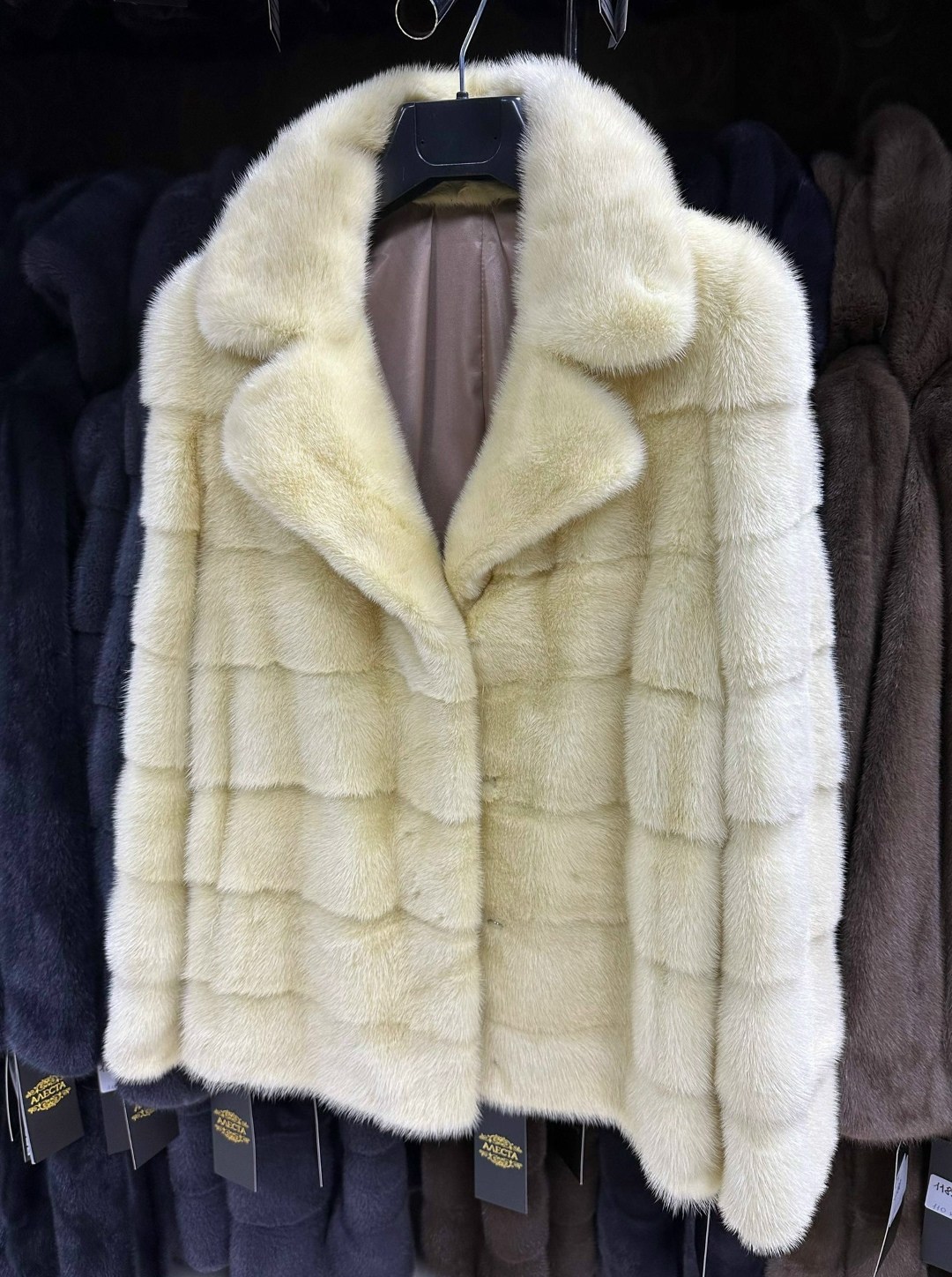 норковая шуба,норковая шуба белая,шуба норка,шуба из норки,полушубок из норки