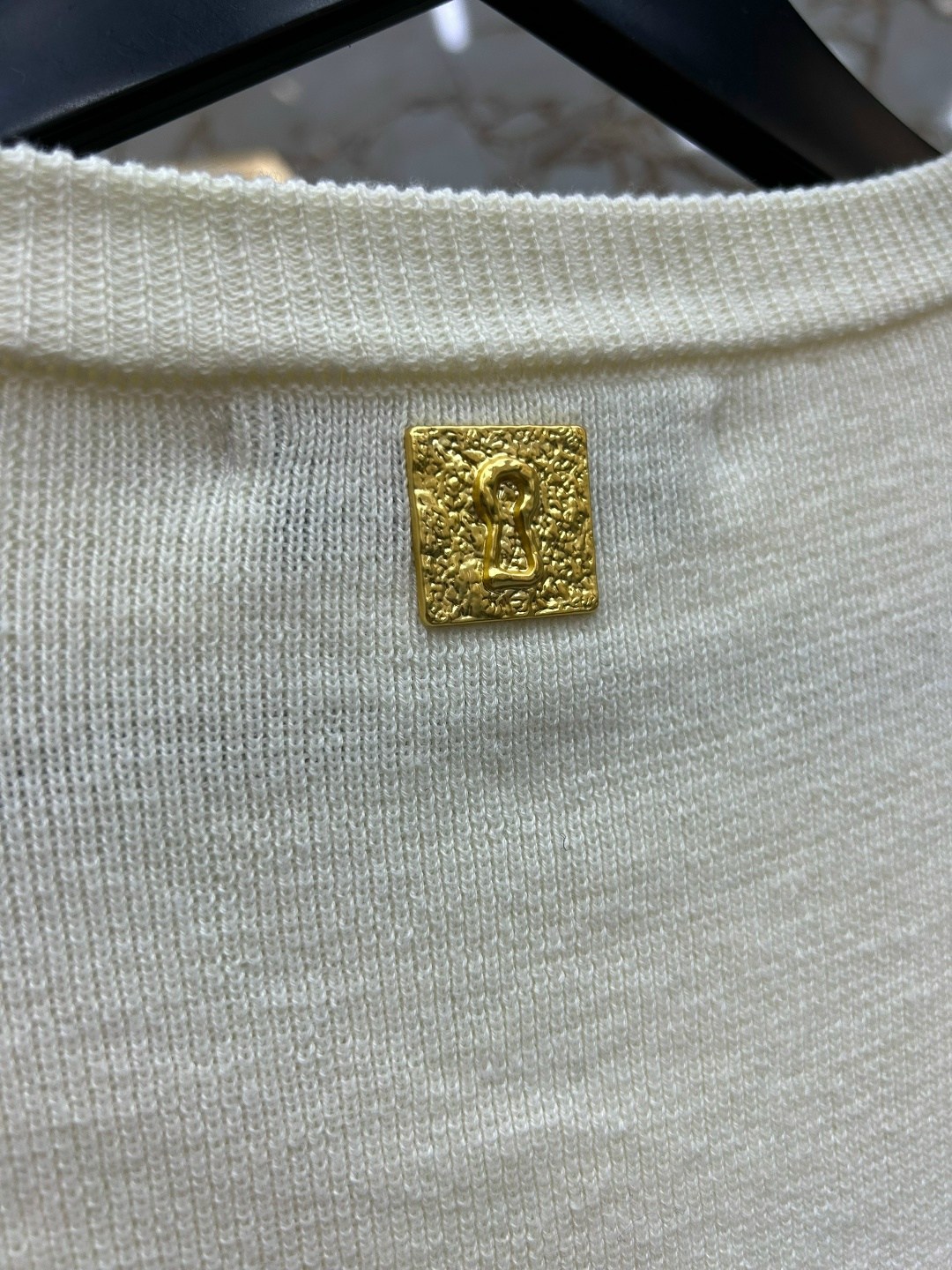 красивая кофта,кофта женская,свитера женские,модный женский свитер,свитер женский белый