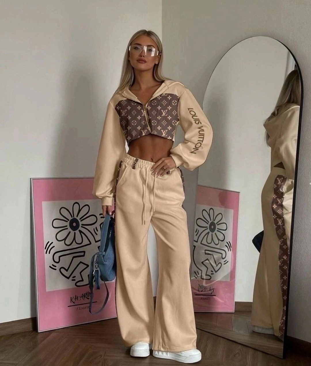 костюмы спортивные женские,стильные женские костюмы,трикотажные костюмы,повседневный спортивный костюм,костюм бежевый