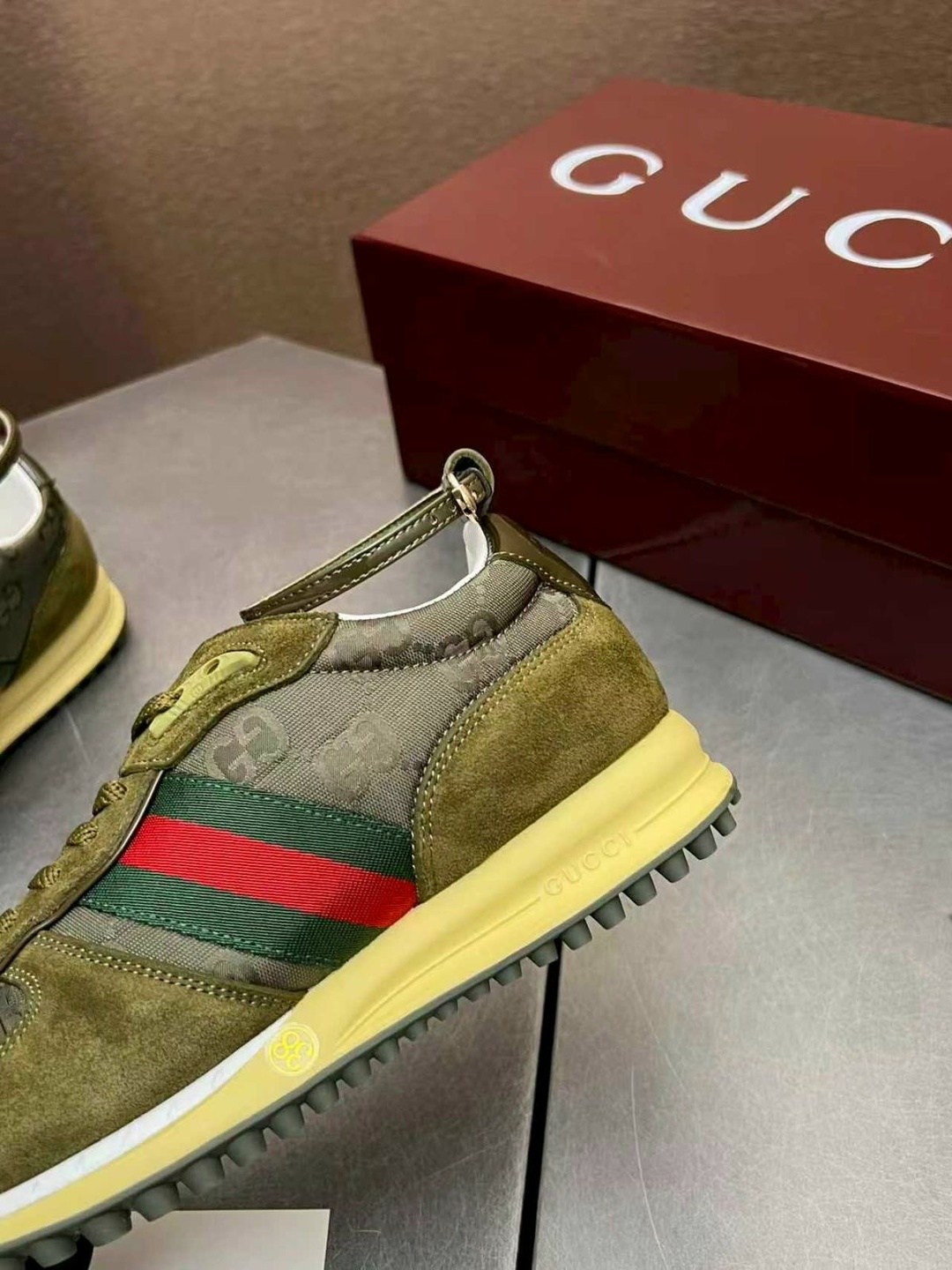 gucci кроссовки,,кроссовки женские gucci,кроссовки гуччи а4,кроссовки gucci screener женские