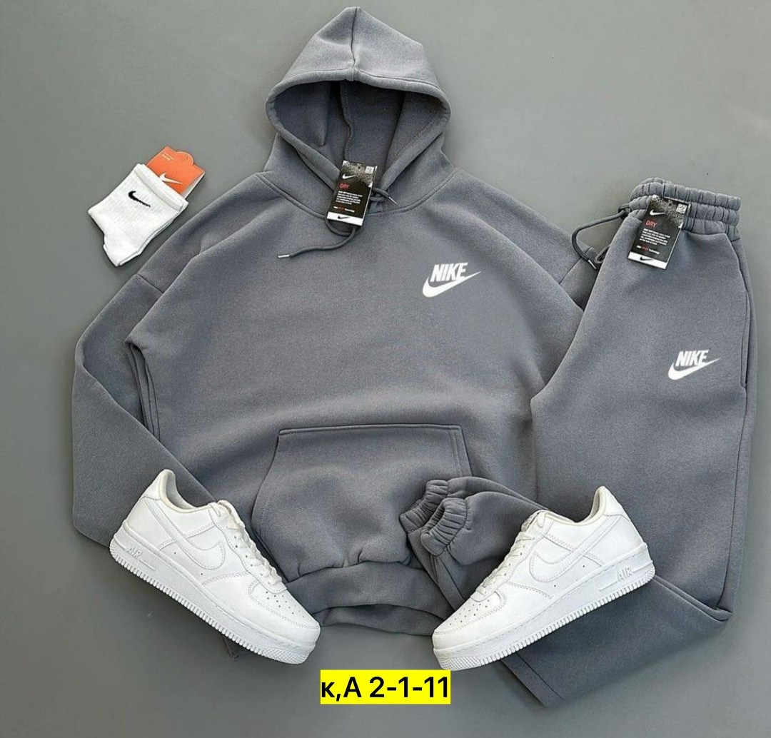 спортивный костюм nike на флисе,спортивный костюм nike мужской,спортивные костюмы,мужские спортивные костюмы,мужской теплый спортивный костюм на флисе