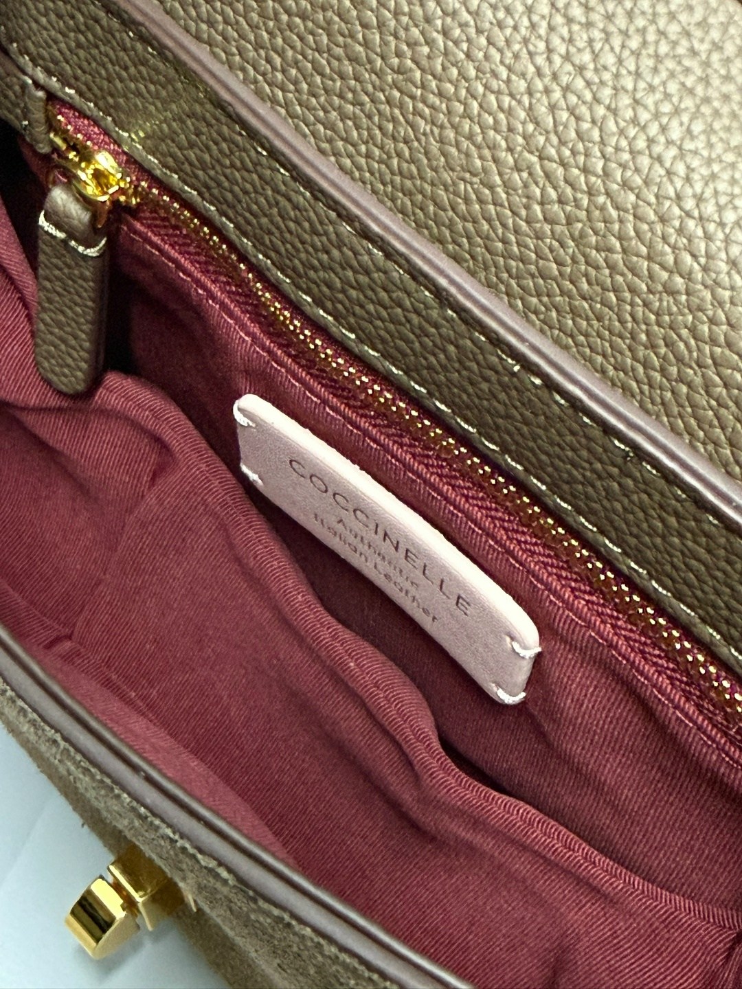 coccinelle сумка,замшевая сумка,сумка женская брендовая,сумка женская натуральная замша,сумка