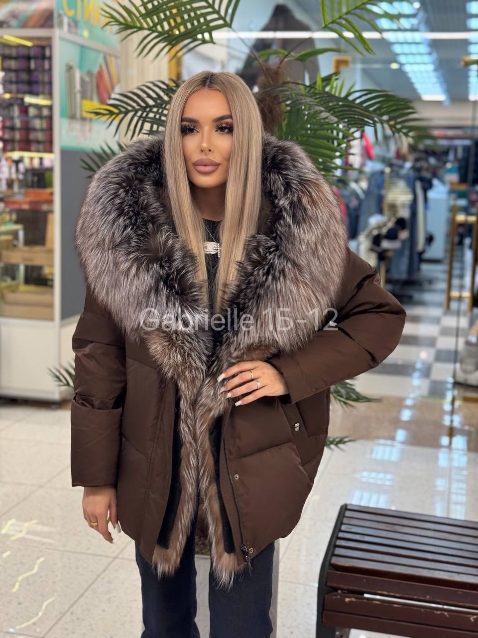 пуховики с натуральным мехом,пуховик с мехом,стильные пуховики,пуховик женский с натуральным мехом,пуховики женские