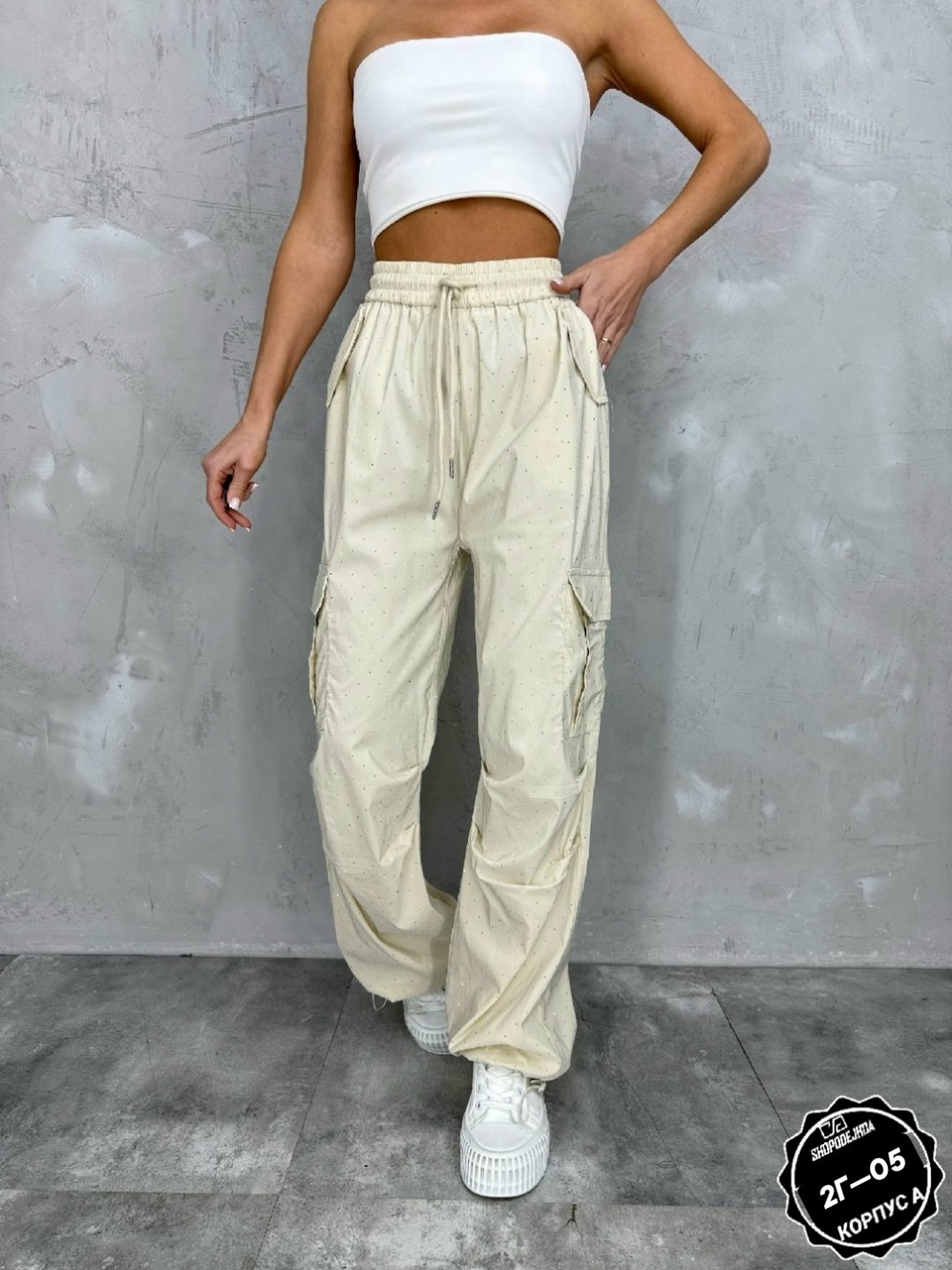 штаны со стразами,спортивные брюки женские,штаны клëш,спортивные брюки,штанах