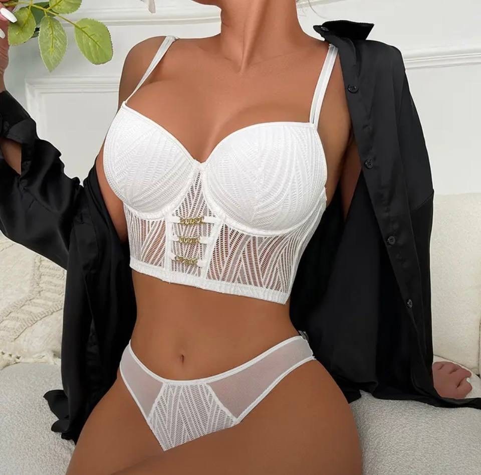 женское нижнее белье,комплект нижнего белья,кружевное нижнее белье,нижнего белья,красивое белье