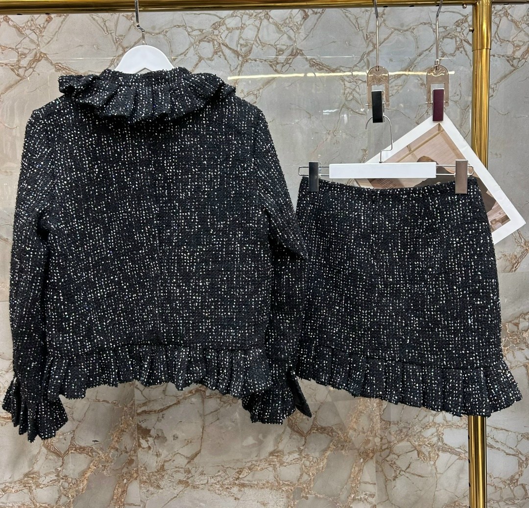 твидовый костюм с юбкой,твидовые костюмы,женский твидовый костюм,женский костюм с юбкой,костюм chanel