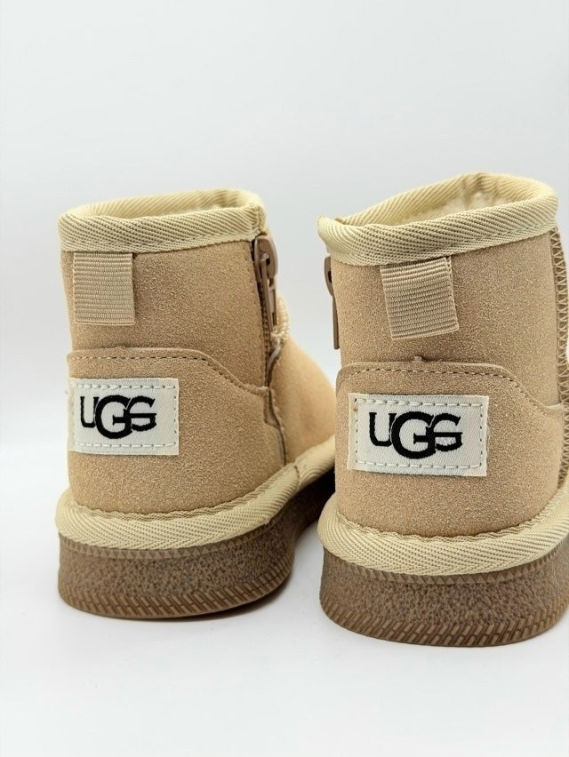 детские угги,,ботинки для малыша,зимние угги для малышей,зимние ботинки для малышей