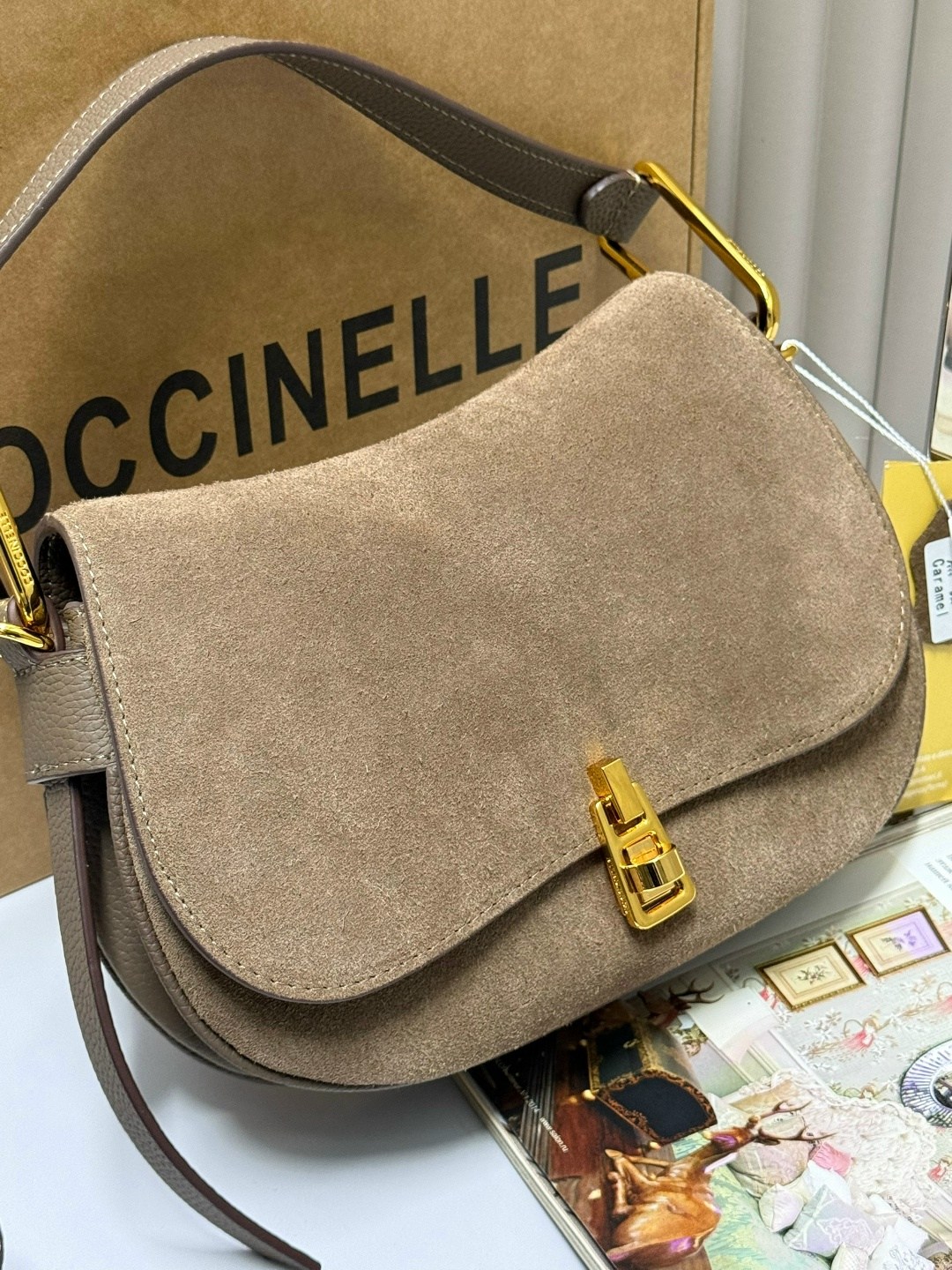 coccinelle сумка,замшевая сумка,сумка женская брендовая,сумка женская натуральная замша,сумка