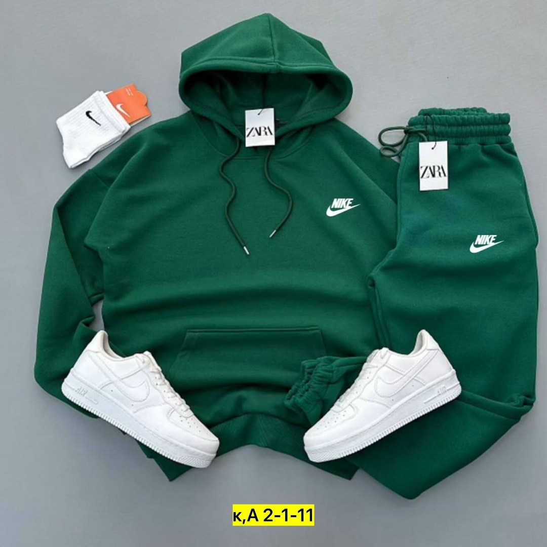 спортивный костюм nike на флисе,спортивный костюм nike мужской,спортивные костюмы,мужские спортивные костюмы,мужской теплый спортивный костюм на флисе