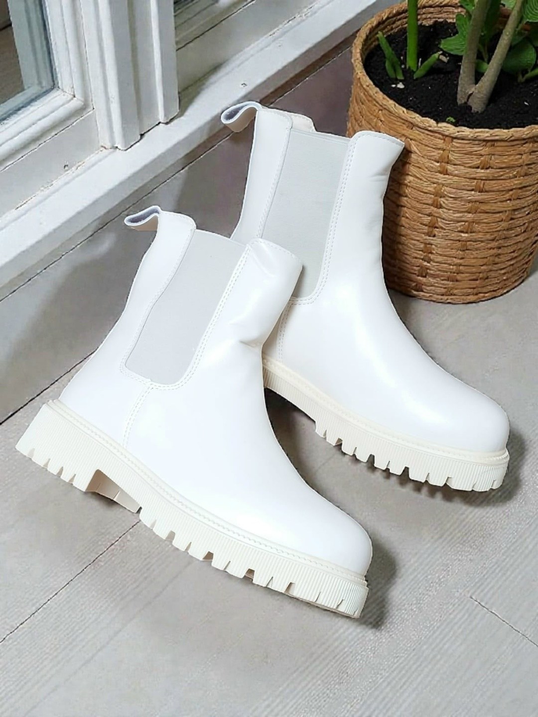 ,ботинки женские,женские ботинки челси,белые ботинки женские,ботинки белые