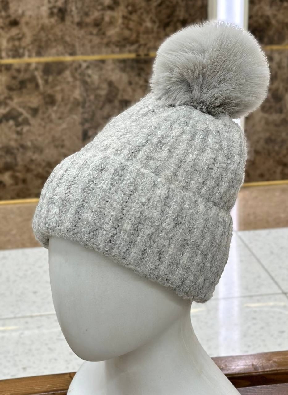 шапка женская меховая,модная зимняя шапка,женские шапки,шапка с мехом,шапка для женщин