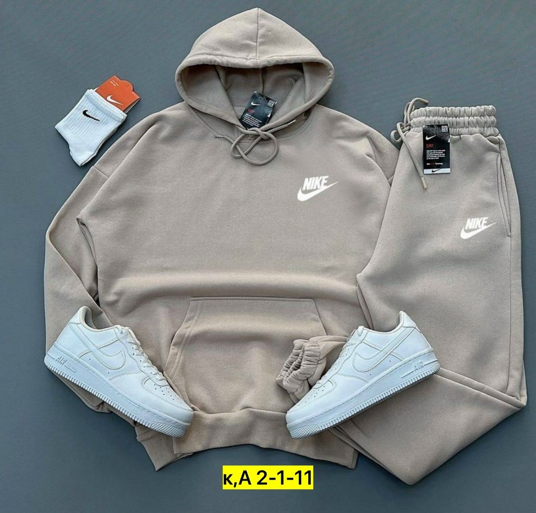 спортивный костюм nike на флисе,спортивный костюм nike мужской,спортивные костюмы,мужские спортивные костюмы,мужской теплый спортивный костюм на флисе