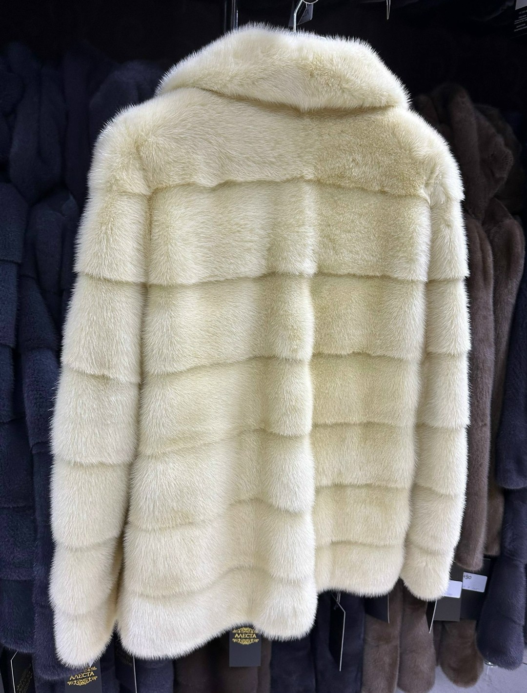 норковая шуба,норковая шуба белая,шуба норка,шуба из норки,полушубок из норки