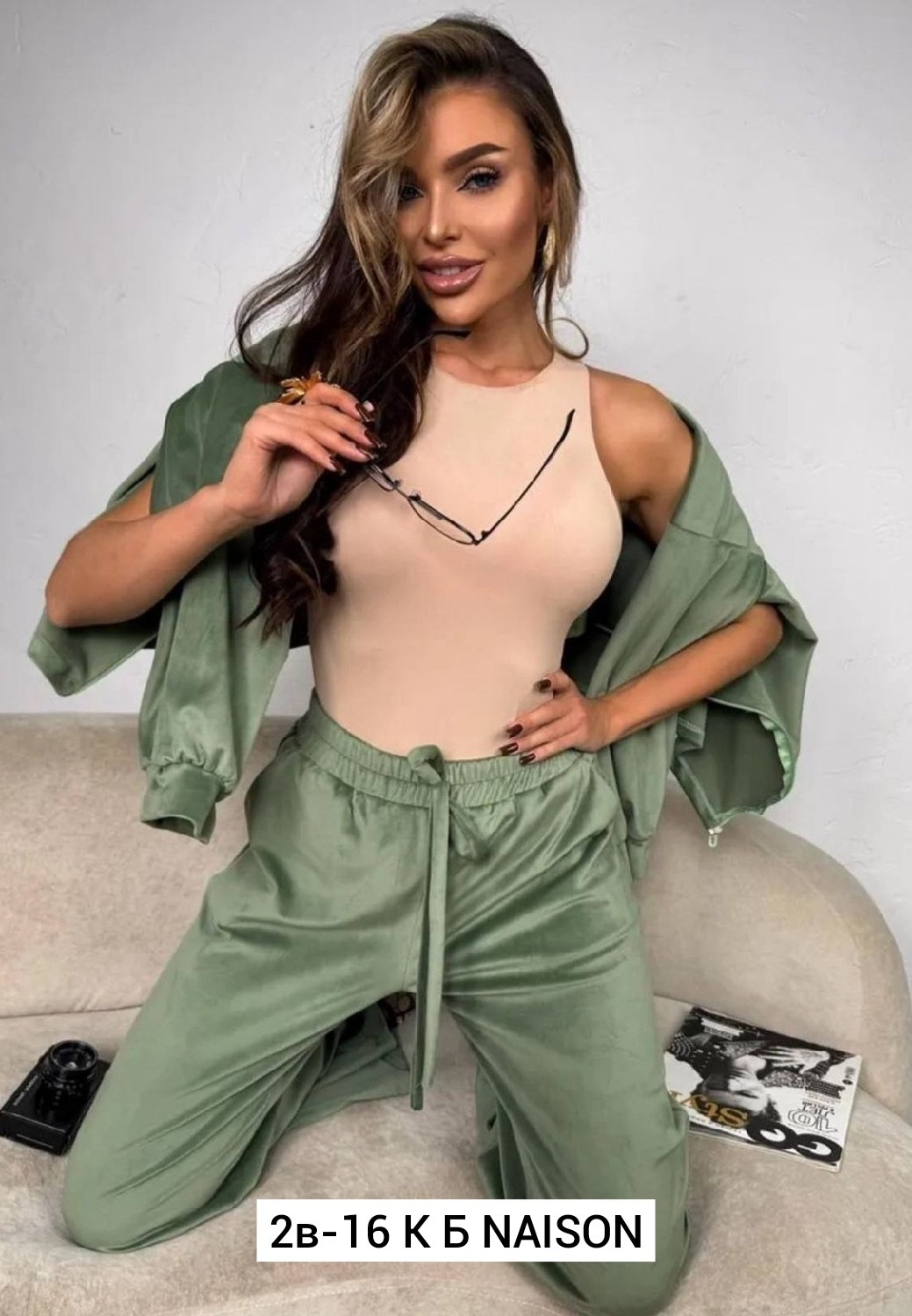 велюровые костюмы,костюм спортивный велюровый,костюмы спортивные женский,велюровый спортивный костюм женски,стильный спортивный костюм оверсайз