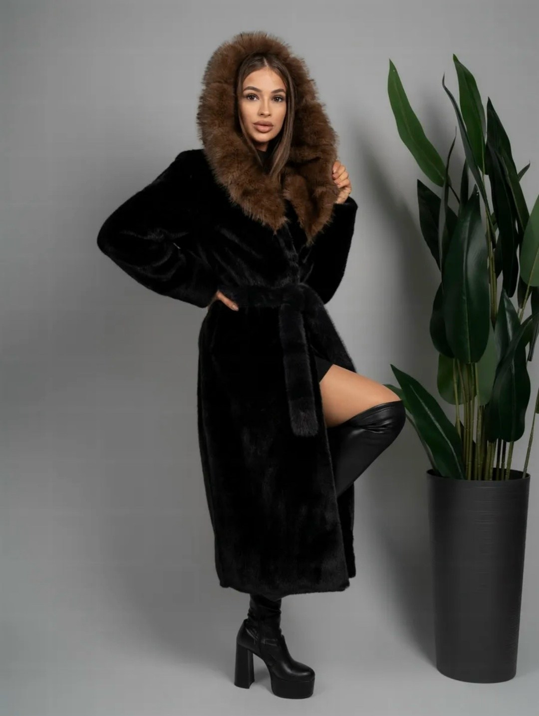 шуба под норку,шуба женская,норковая шуба с капюшоном,черная норковая шуба,шуба норковая