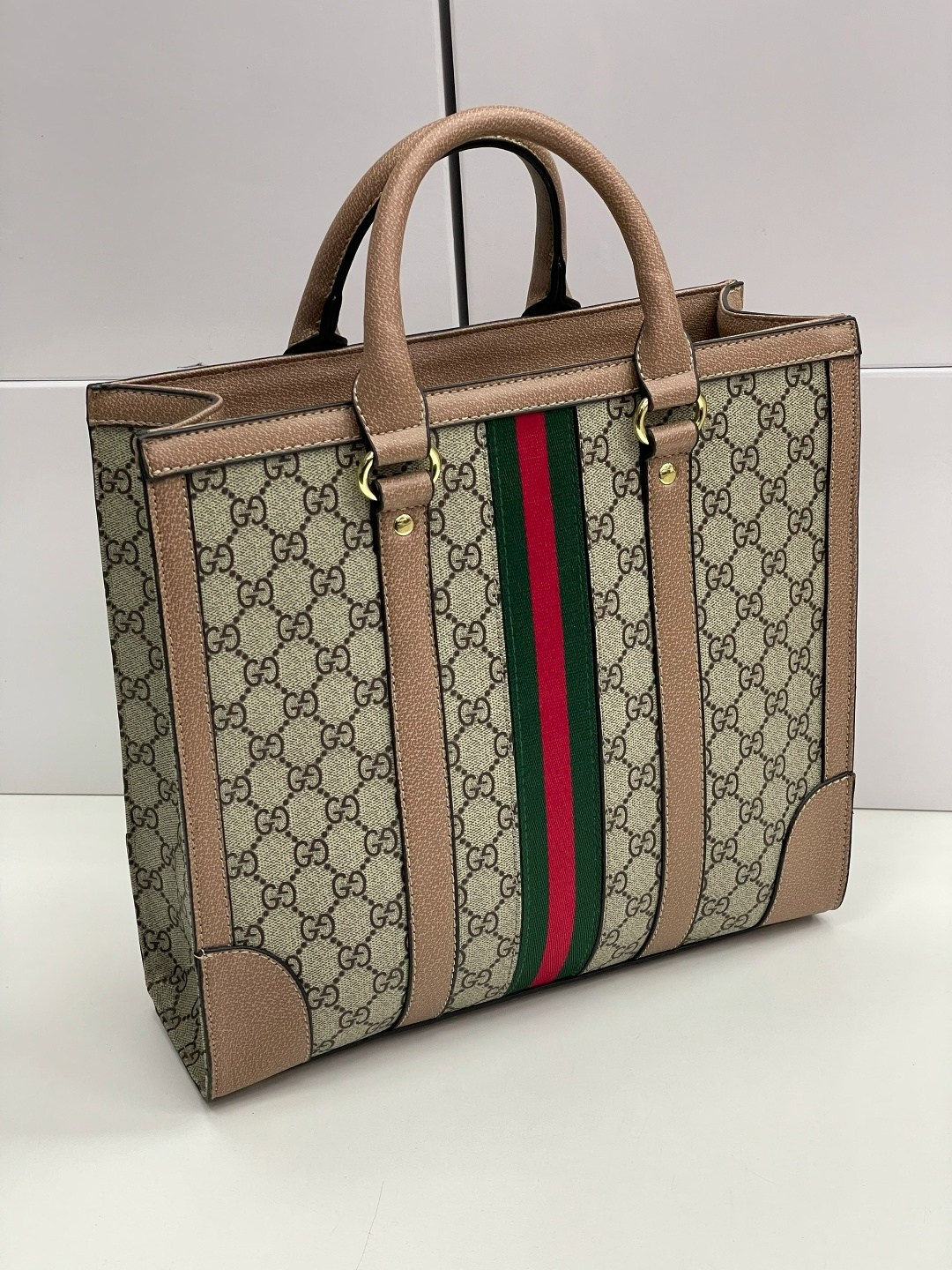 гуччи сумка,сумка gucci,сумки луи.виттон гуччи,сумка шоппер гуччи,сумка гуччи женская