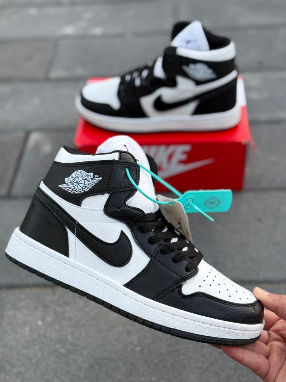 nike air jordan 1 retro high,nike air jordan 1 mid,nike air jordan 1 mid se,nike air jordan 1 retro high og,nike air jordan 1