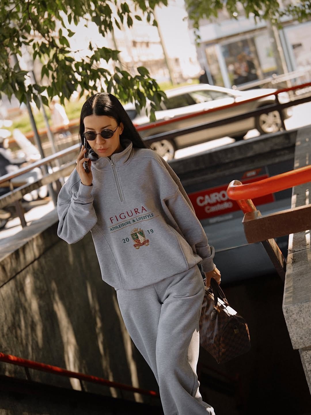 свитшот серый,повседневный свитшот,свитшот оверсайз,спортивные свитшоты,свитшот свободного кроя