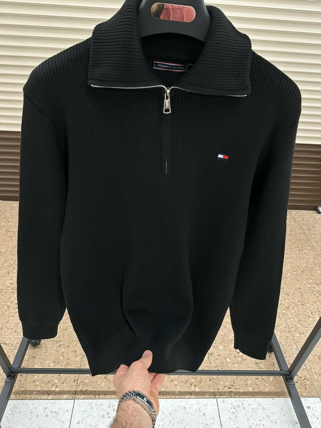 джемпер томми хилфигер мужской,мужские свитеры tommy hilfiger,мужской джемпер tommy hilfiger,пуловер мужской,свитеры tommy hilfiger