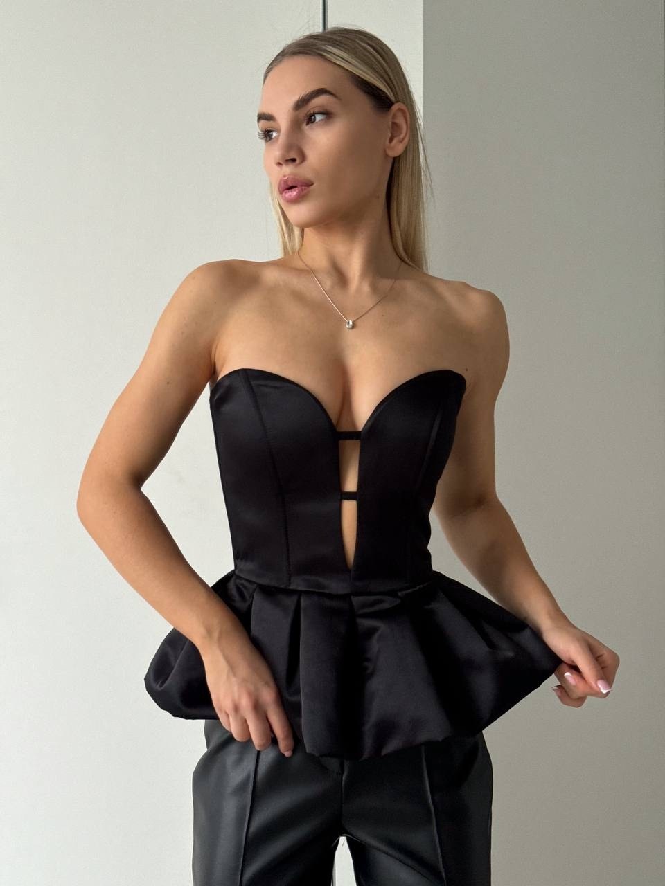 платье с корсетом,женские корсеты,платье корсетное,платье стильное,корсетное платье с открытыми плечами