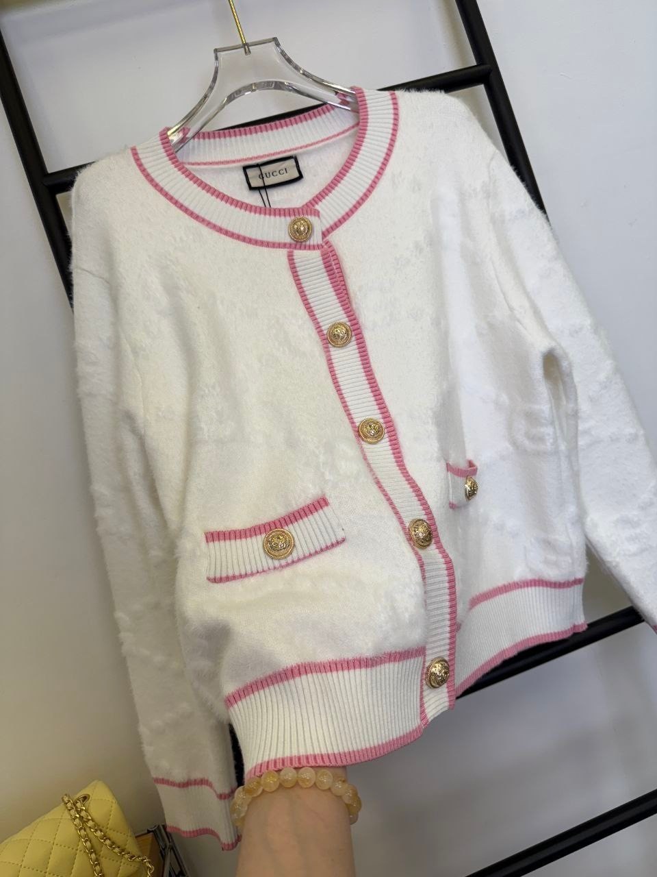 твидовый жакет chanel,кардиган женский,кофта кардиган,кофта женская,розовый кардиган