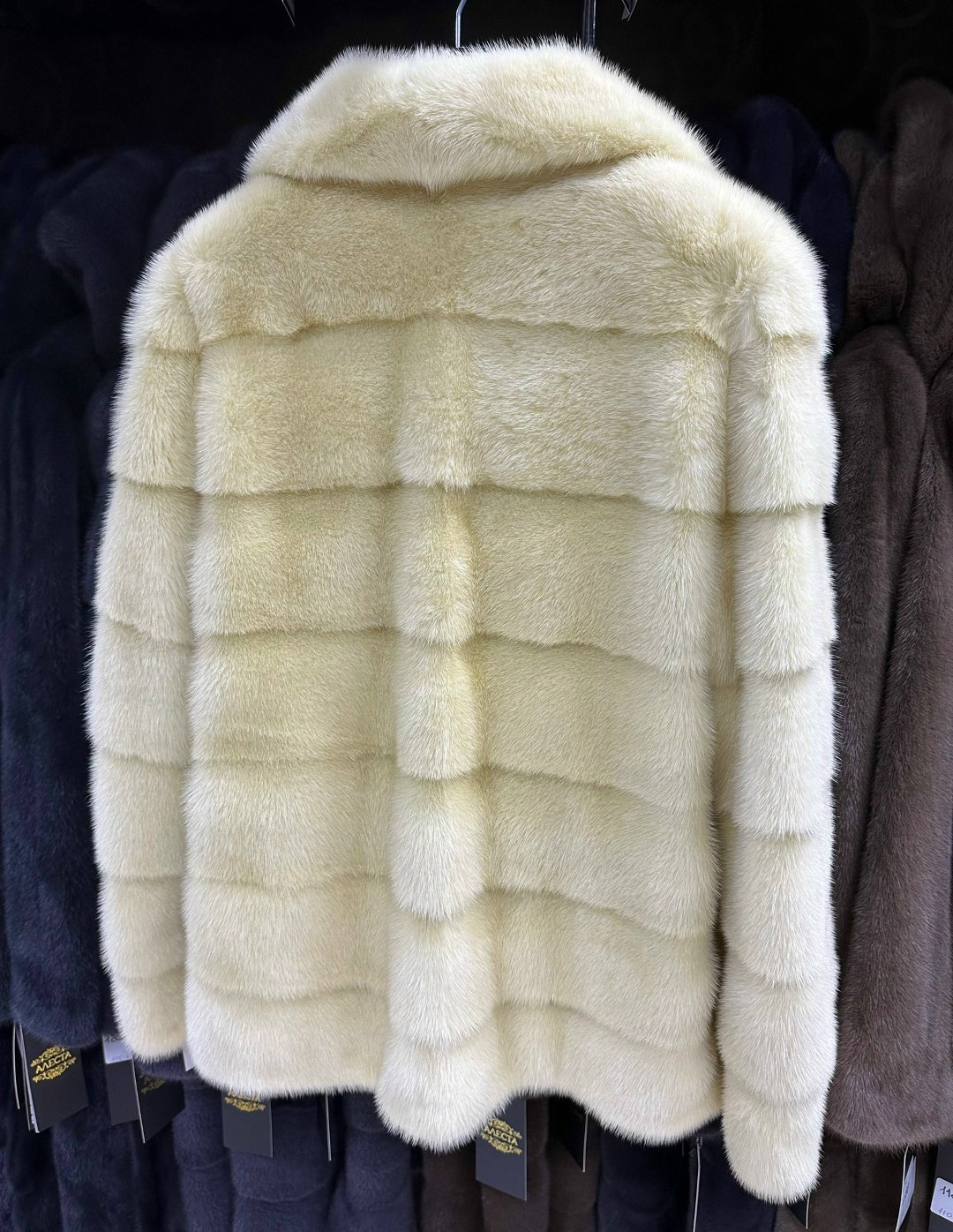 норковая шуба,норковая шуба белая,шуба норка,шуба из норки,полушубок из норки