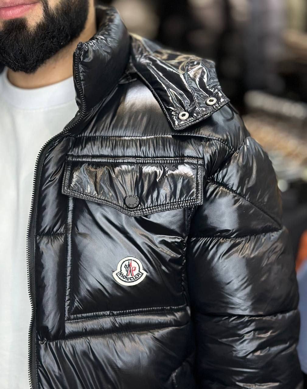 пуховик moncler мужской,moncler montbeliard,глянцевый пуховик монклер,куртка moncler зимняя,moncler пуховик