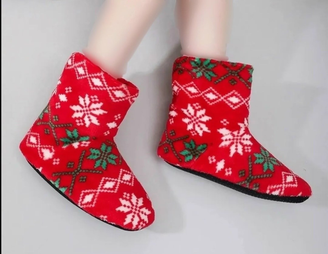 домашние тапочки теплые,женские домашние тапочки,носки домашние теплые,зимние тапочки,домашние тапочки сапожки