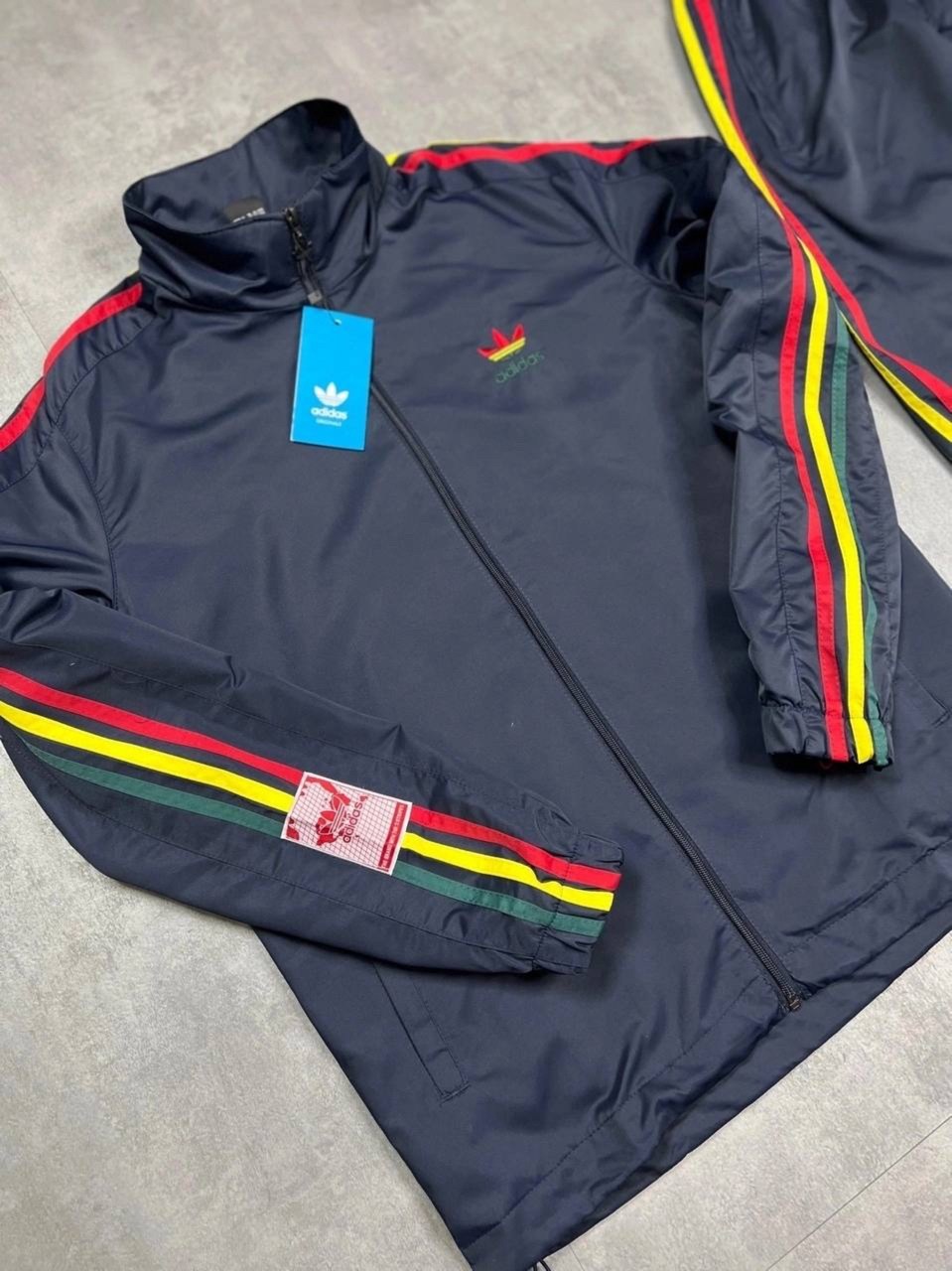 костюм спортивный адидас,спортивный костюм adidas,спортивный костюм мужской adidas,костюм адидас оригинал,adidas russia pre suit trainingsanzug