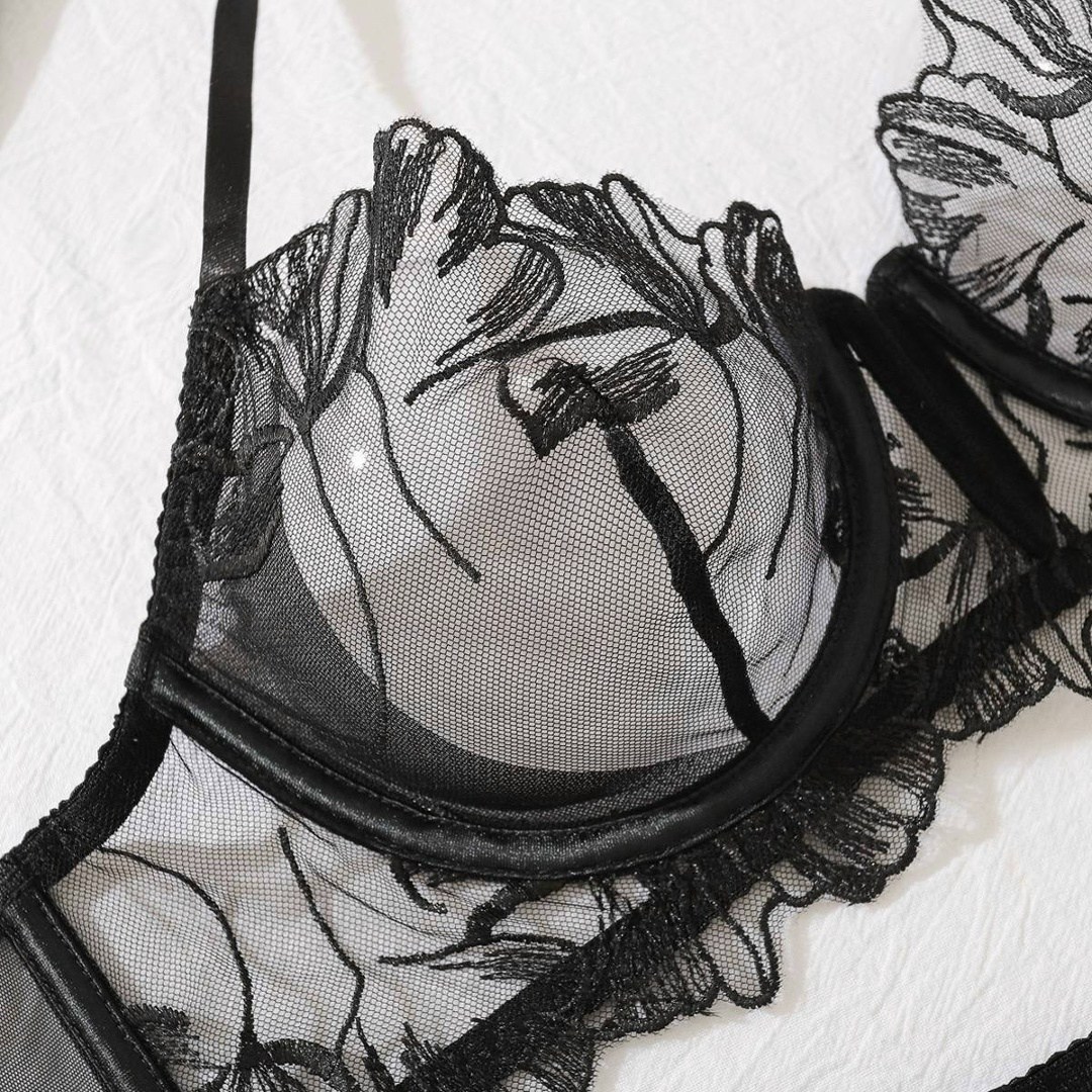 сексуальная нижнее белье,женское нижнее белье сексуальное,кружевное белье комплект,кружевное нижнее бельё,нижнее белье женское сексуальное комплект