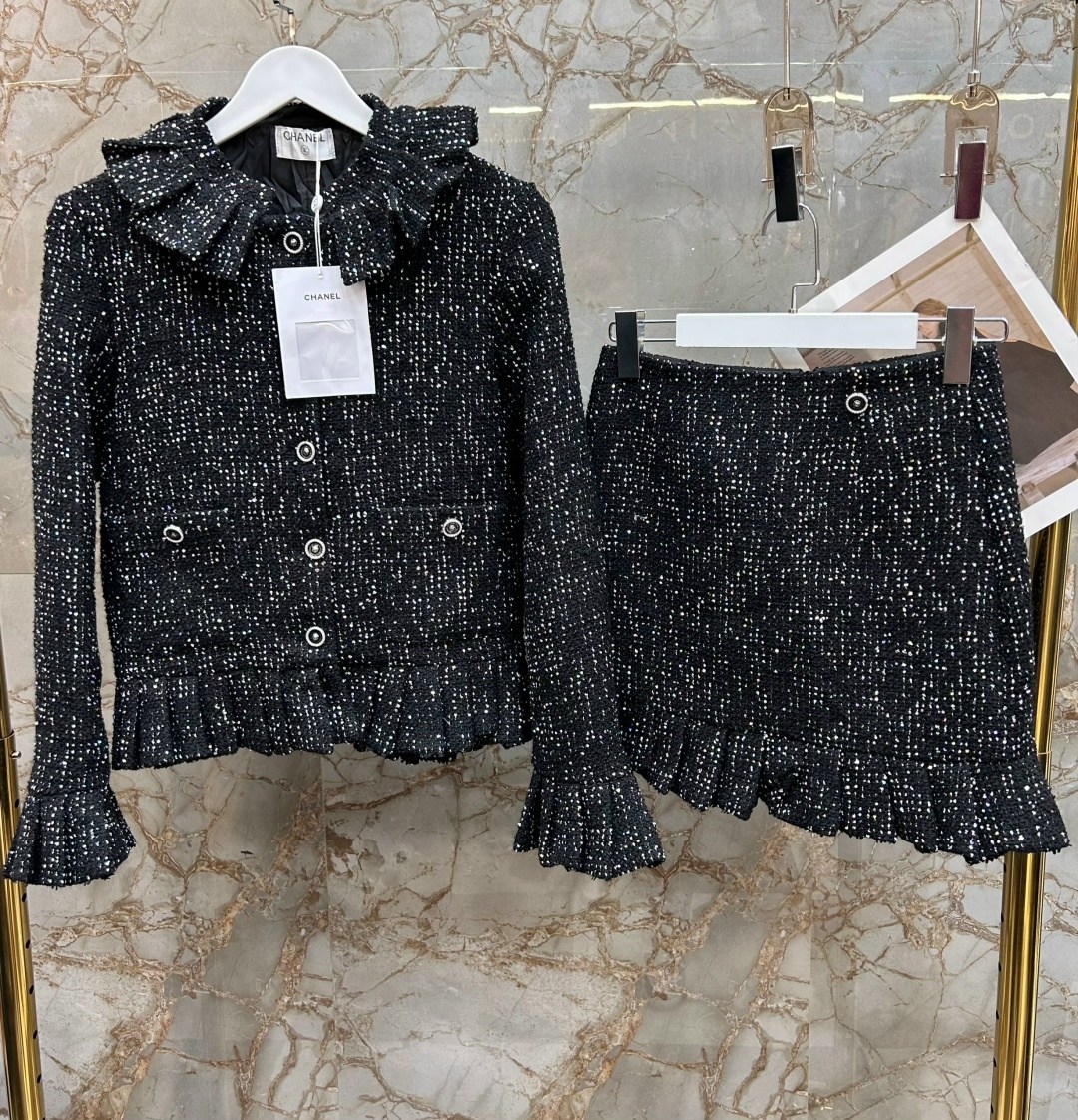 твидовый костюм с юбкой,твидовые костюмы,женский твидовый костюм,женский костюм с юбкой,костюм chanel