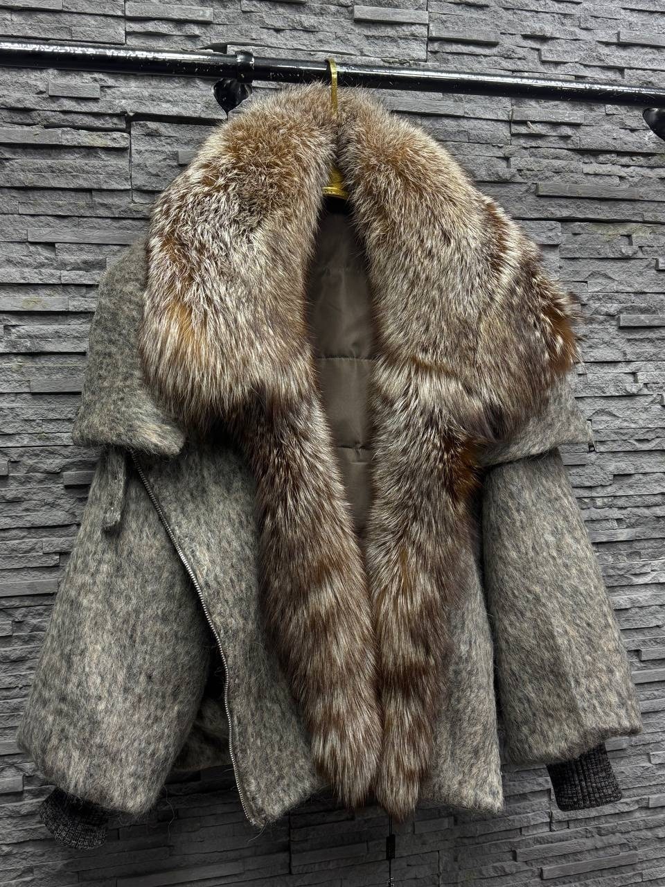 меховая куртка,пальто с чернобуркой,куртка с мехом,куртка из меха,комбинированное пальто