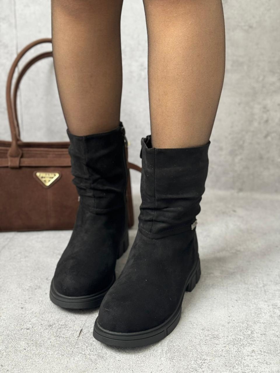 ,полусапоги,сапоги зимние замшевые женские фирмы еас,полусапожки,женская  зимняя