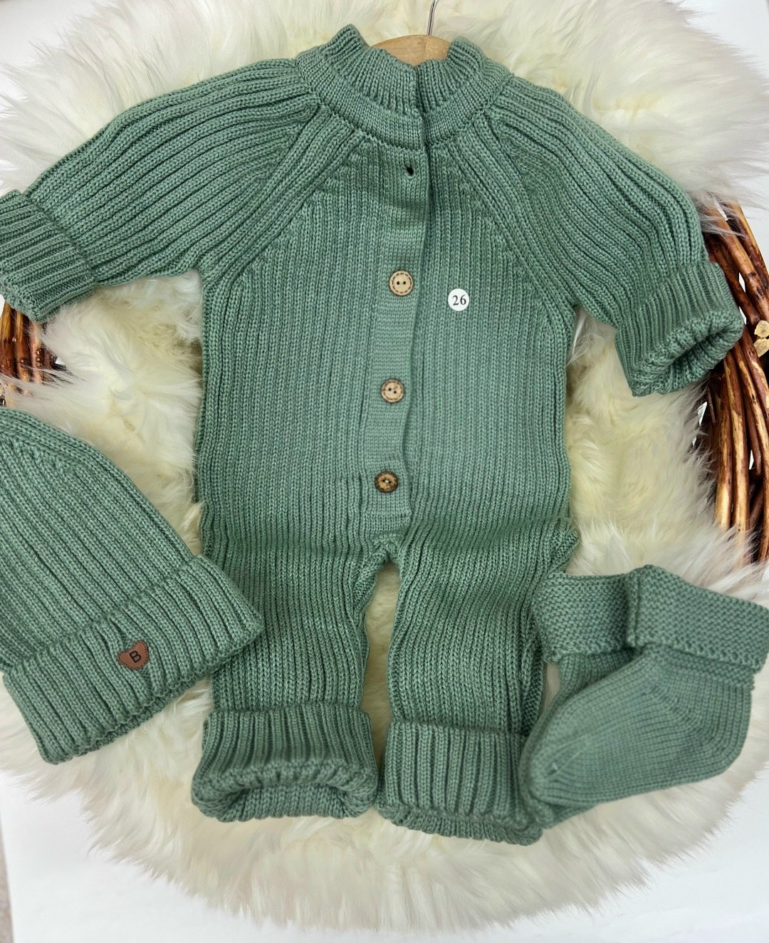 комбинезон вязаный для малыша,вязаные комбинезоны для новорожденных,комбинезон для новорожденного вязанный,комбинезон вязаный,вязаный комбинезон для новорожденного