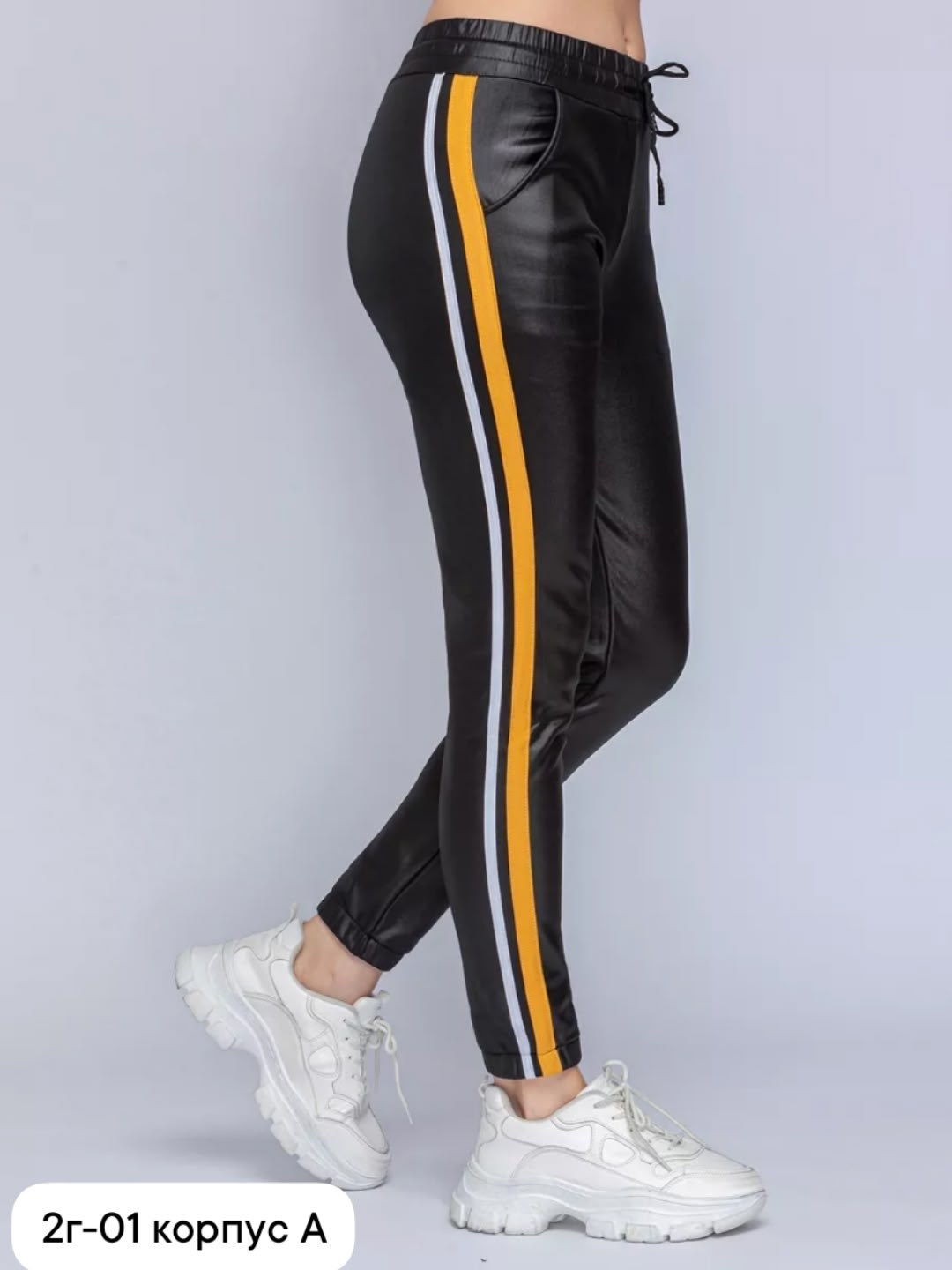 брюки женские,болоневые штаны с лампасами,леггинсы брюки,кожаные штаны с лампасами,штаны с лампасами