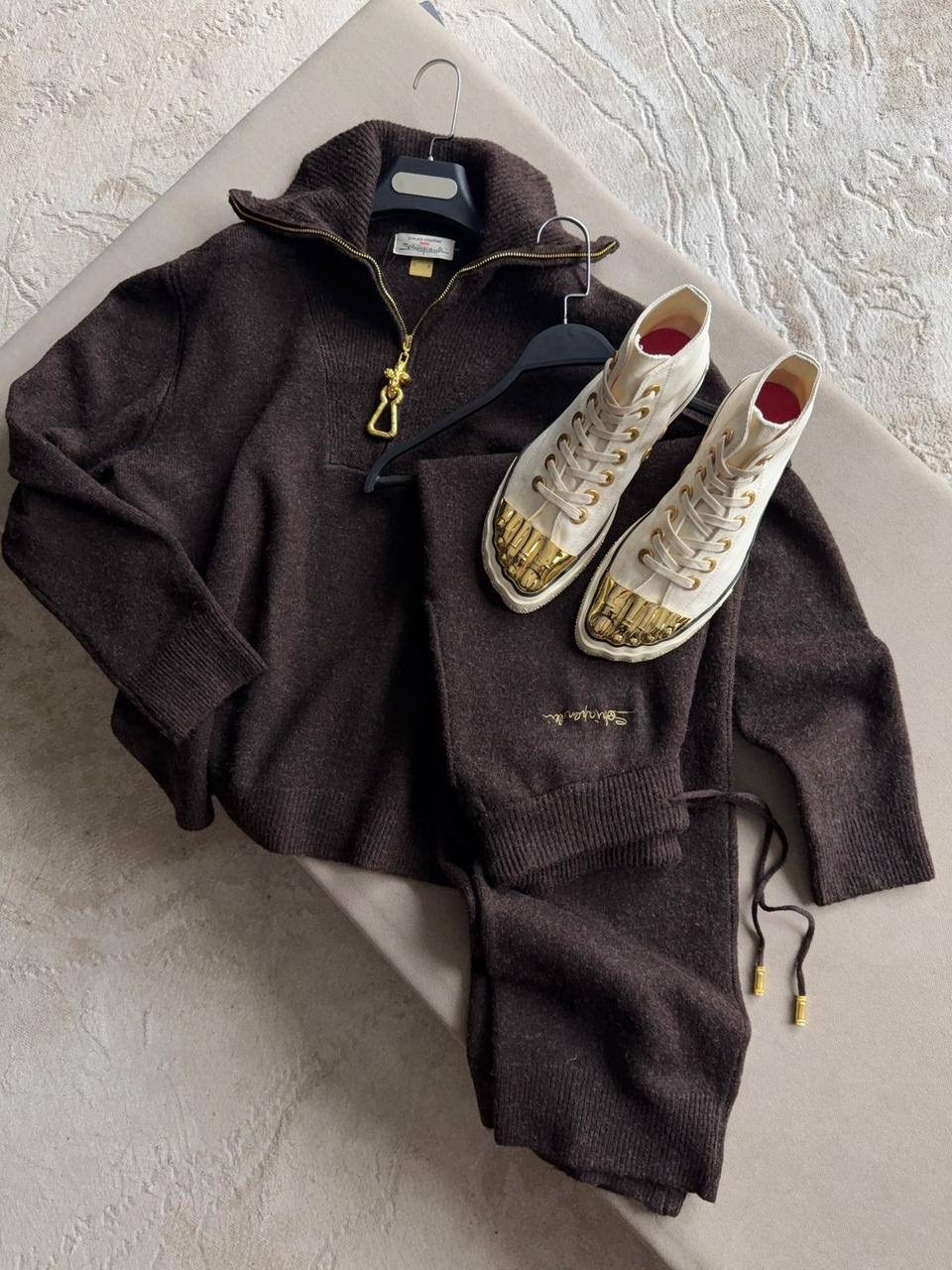 костюмы брючные,костюм трикотажный,вязаные костюмы,трикотажные костюмы женские