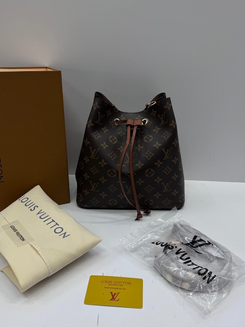 сумка луи виттон,сумка женская louis vuitton,louis vuitton сумка,сумка ведро луи виттон,сумка