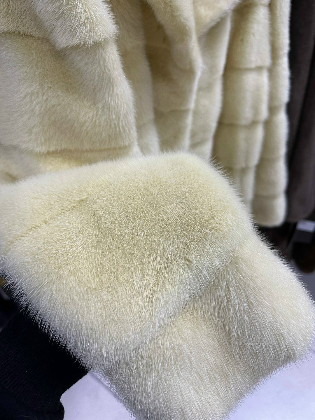 норковая шуба,норковая шуба белая,шуба норка,шуба из норки,полушубок из норки