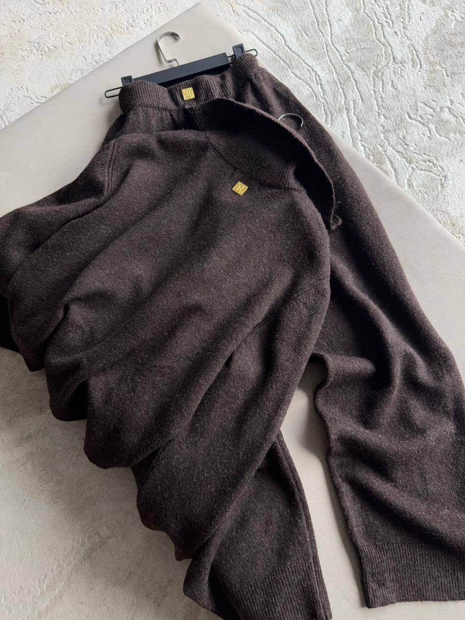 костюмы брючные,костюм трикотажный,вязаные костюмы,трикотажные костюмы женские