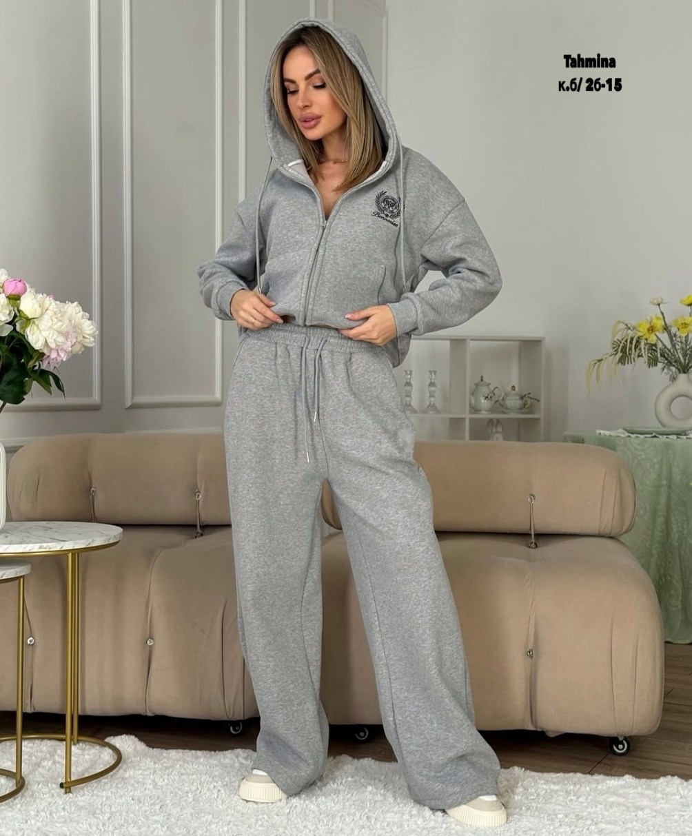 костюмы спортивные женские,костюм спортивный с,стильные костюмы,женские костюмы,бежевый костюм