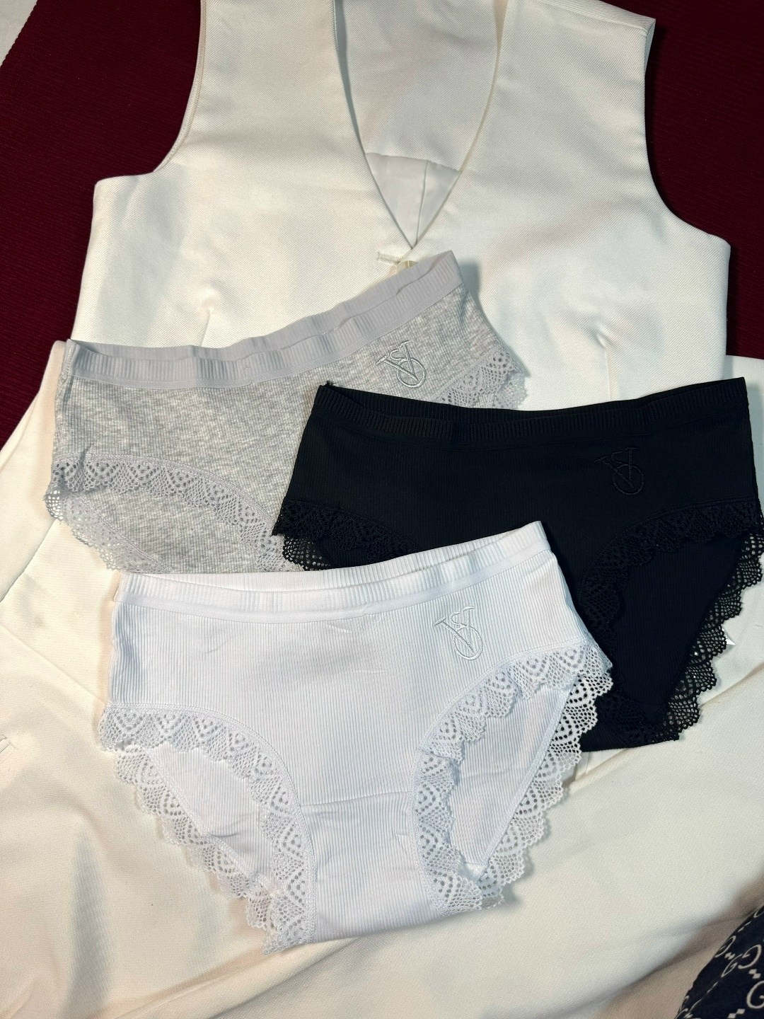 комплект женских трусов,комплект трусов,нижнее белье женский,женские трусы хлопковые,трусы с кружевами