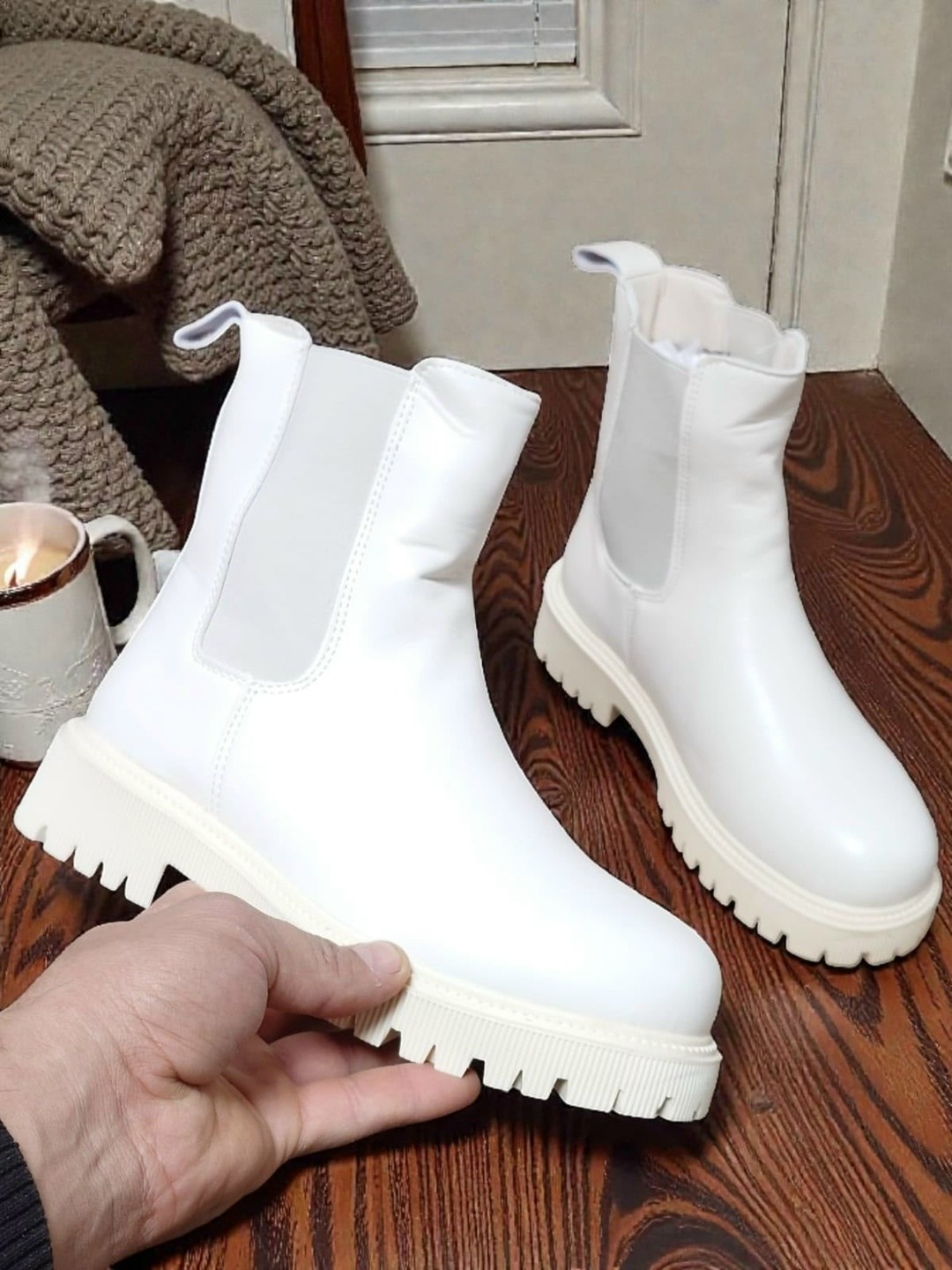 ,ботинки женские,женские ботинки челси,белые ботинки женские,ботинки белые