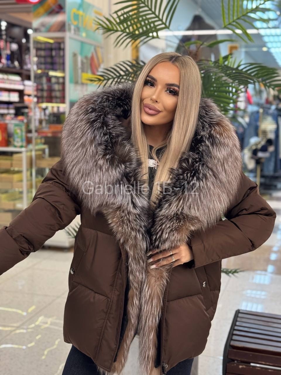 пуховики с натуральным мехом,пуховик с мехом,стильные пуховики,пуховик женский с натуральным мехом,пуховики женские