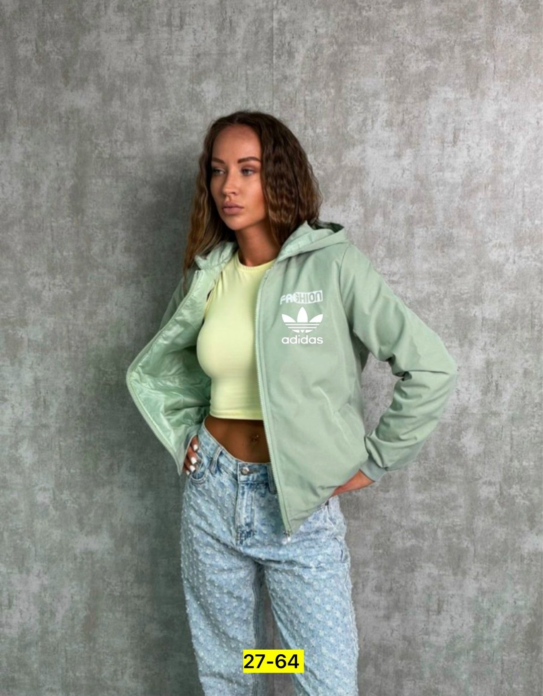 ветровка adidas,adidas женская куртка,куртка женская,демисезонная куртка adidas,куртка модная