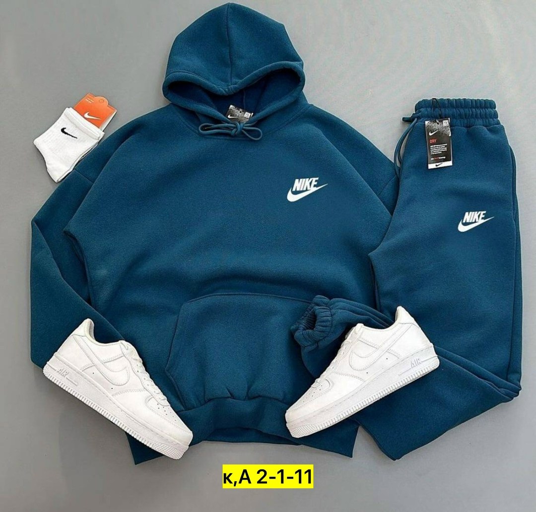 спортивный костюм nike на флисе,спортивный костюм nike мужской,спортивные костюмы,мужские спортивные костюмы,мужской теплый спортивный костюм на флисе